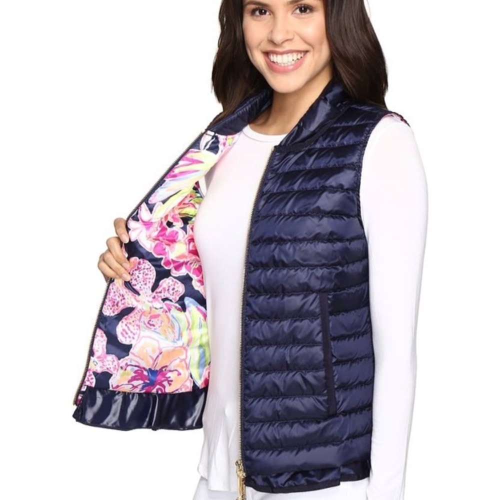 NWT Lilly Pulitzer Cora Vest in True Navy - Small